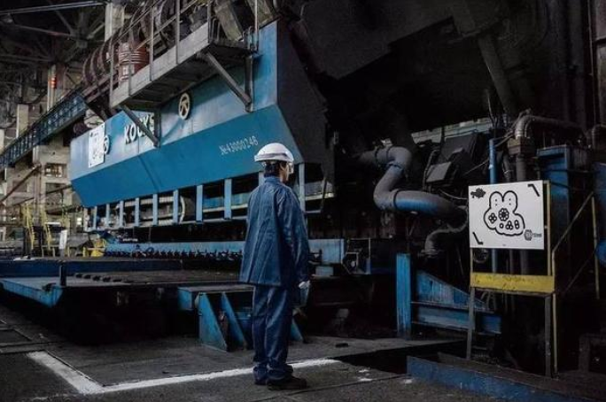 AR增強現實頭盔應用在KSP鋼鐵廠生產線