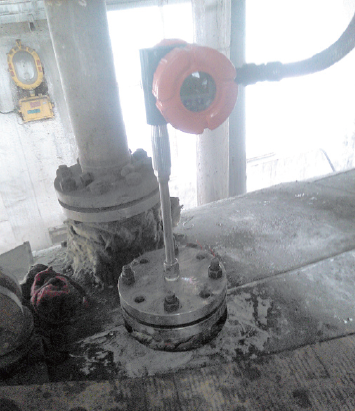 安裝在現場的磁致伸縮液位計