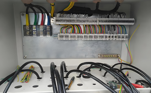 點火器控制箱現(xiàn)場圖